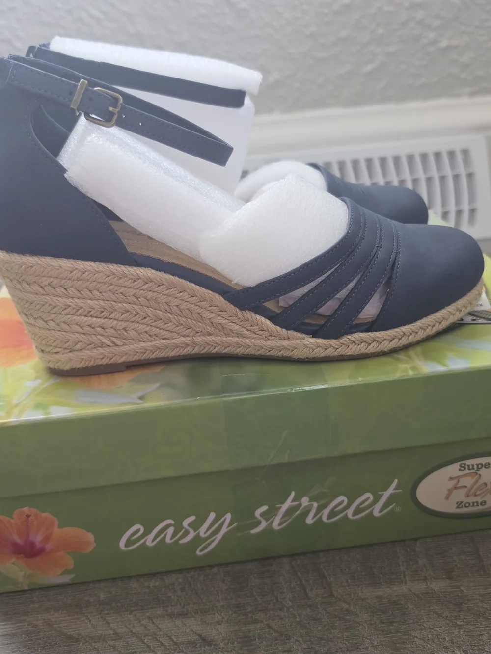 NEW Easy Street Daytona Espadrille Wedge Sandals Navy Blue 7.5 WW Wide